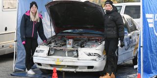 📷 MATS RAGNARSSON (arkiv )
Klasserna är : Framhjulsdrivet och Bakhjulsdrivet.
Det TEAM som kör flest varv vid full tid utses som vinnare.
Vid lika sammanlagda varv avgör ankomsten för sista fullbordade
varv. På bild tävlande från UTH 5 oktober 2024.