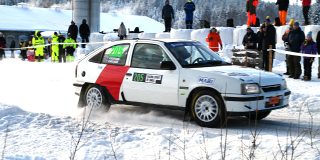 📷 MATS RAGNARSSON VMK:aren Björn Willman i sin Opel Kadett GSI efter fredagens SS2 Bygdsiljum 1.