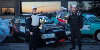 📷 SANNA VÄNNSTRÖM Bra gjort av Magnus Lindström (tv) samt Nils Sandström som denna helg tävlade i Östersund där SM deltävling 2 Flat Out kördes. Facit? En fin tredjeplats i klassen SM-standard.